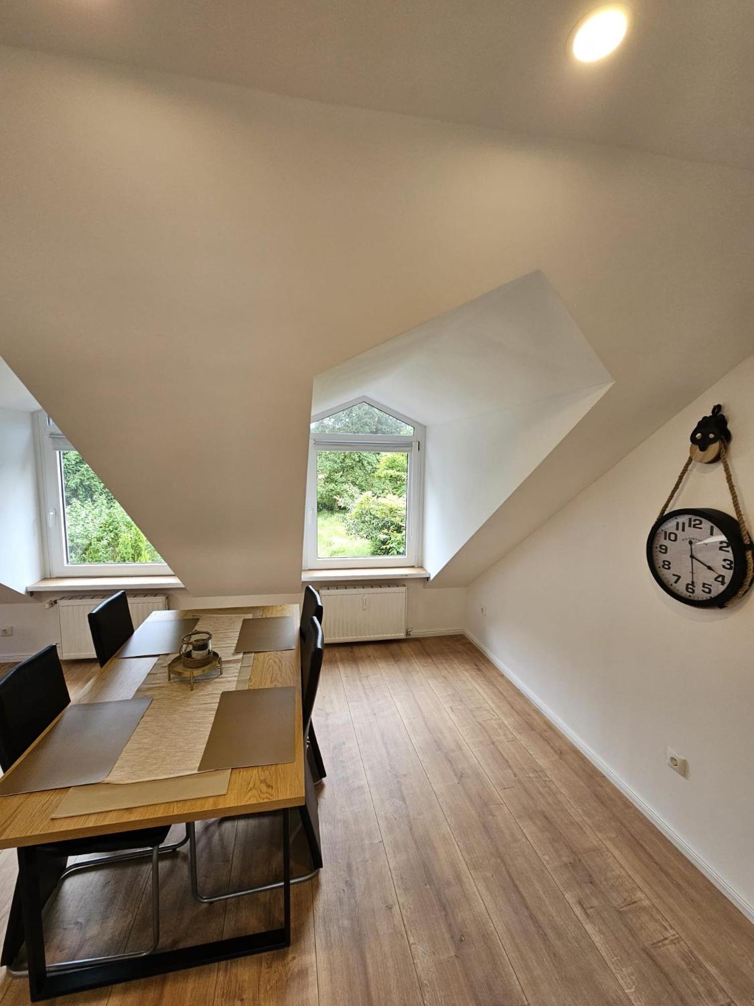Tautraum Suite Mit Whirlpool Und Gruenem Ausblick Wilhelmshaven Esterno foto