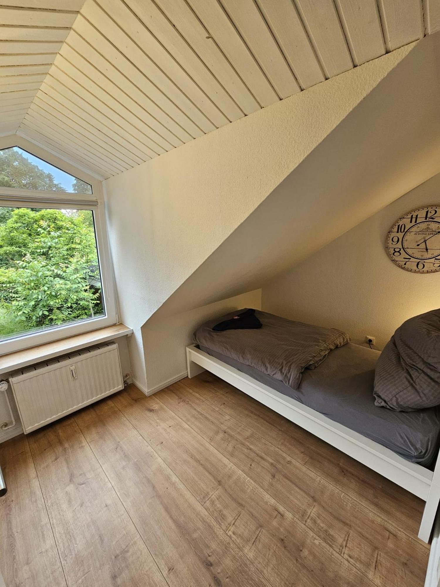 Tautraum Suite Mit Whirlpool Und Gruenem Ausblick Wilhelmshaven Esterno foto